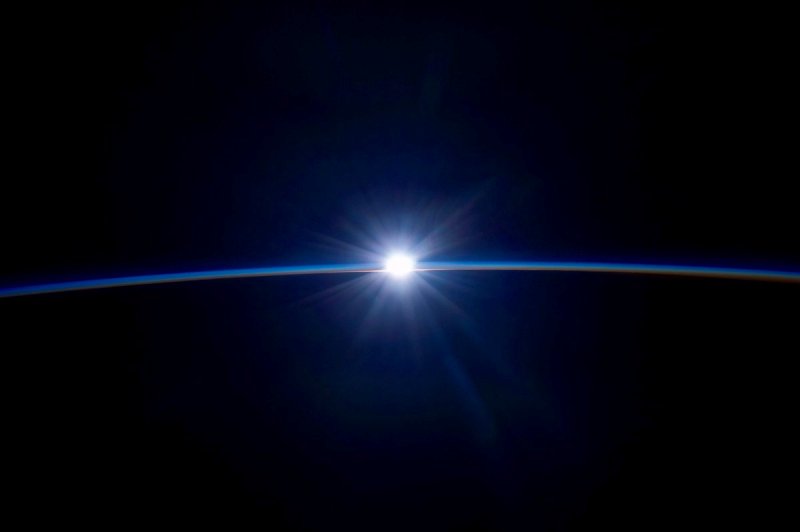 File:Blue atmosphere from Astro Wheelock.jpg