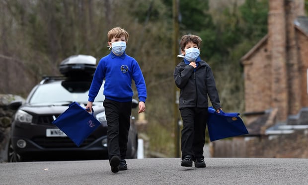 Children w masks-air pollution.jpg