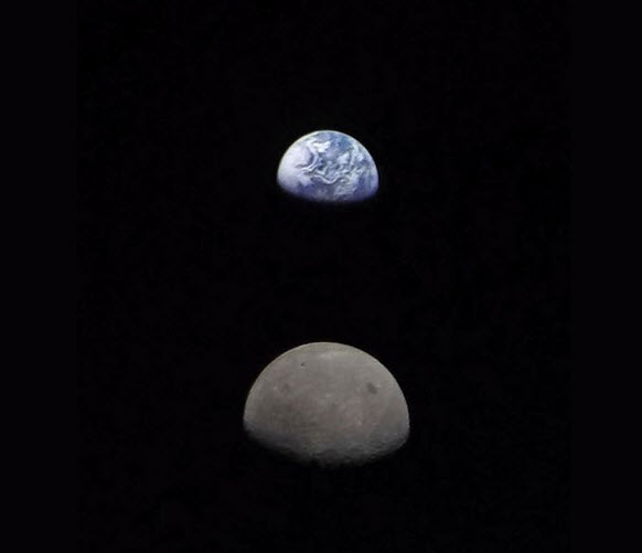 Earth and Moon, photos from Orion spaceship, NASA, Nov 28 2022.jpg