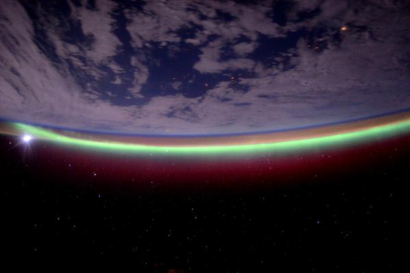 File:Northern Lights over Alaska from Astro Scott, Oct2015.jpg