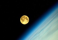 File:Supermoon moonset-Aug2014 ISS-.jpg
